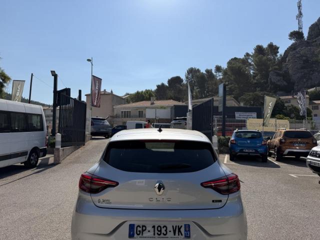 Renault Clio image 9