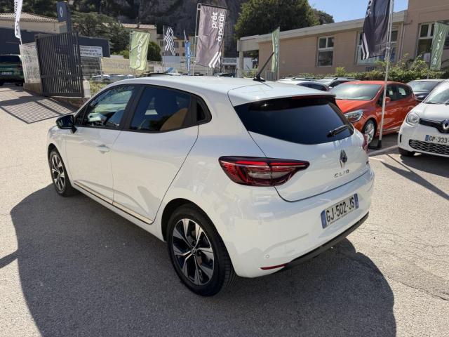 Renault Clio image 9