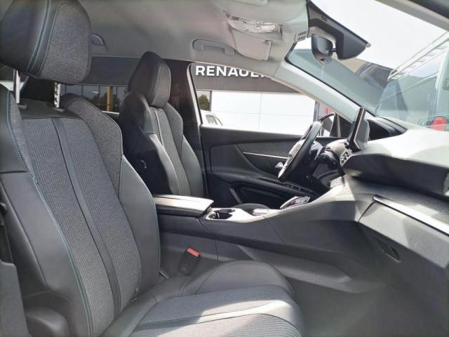Peugeot 3008 image 3