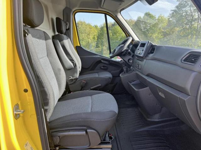 Renault Master image 6