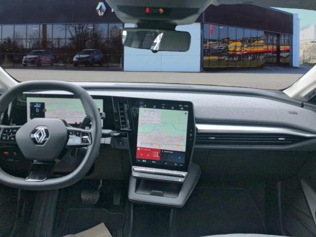 Renault Mégane E-Tech image 2