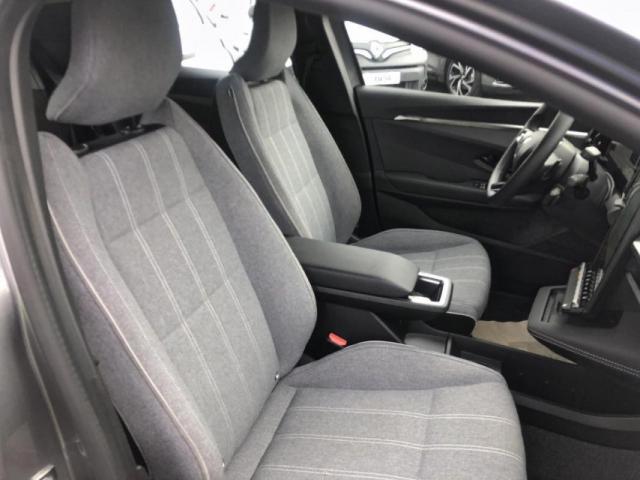 Renault Mégane E-Tech image 4