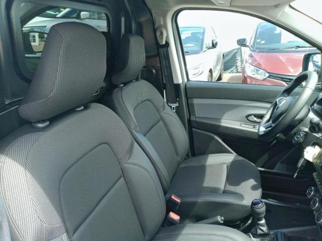 Renault Express Van image 7