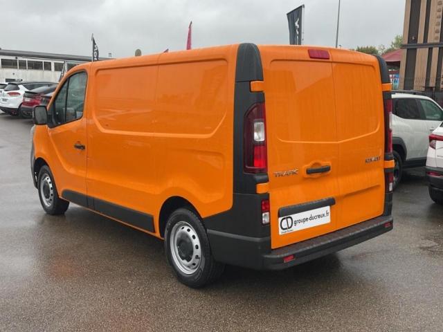 Renault Trafic image 1