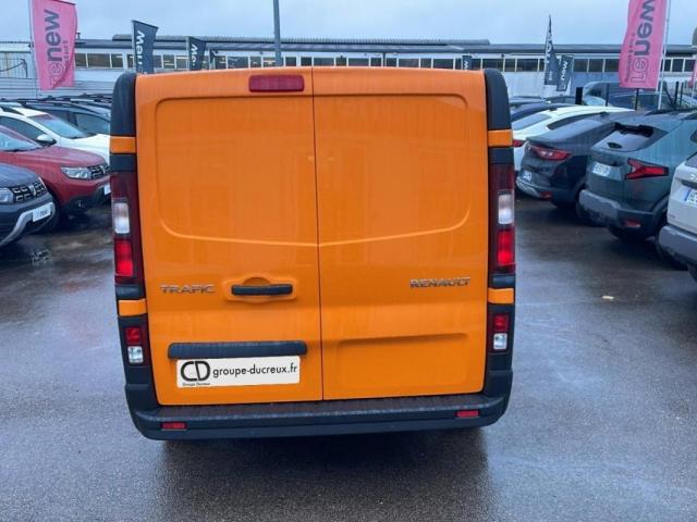 Renault Trafic image 9