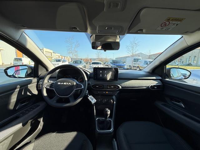 Dacia Sandero image 1
