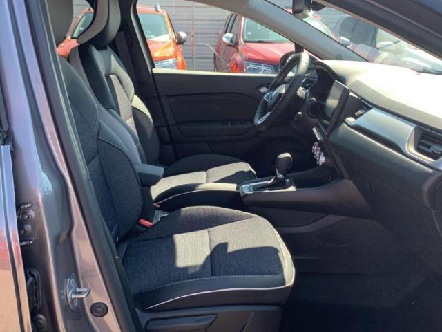 Renault Captur image 2