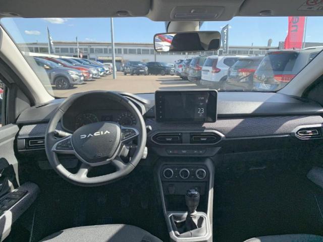 Dacia Sandero image 1