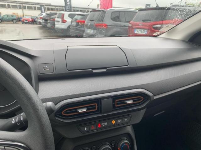Dacia Sandero image 7