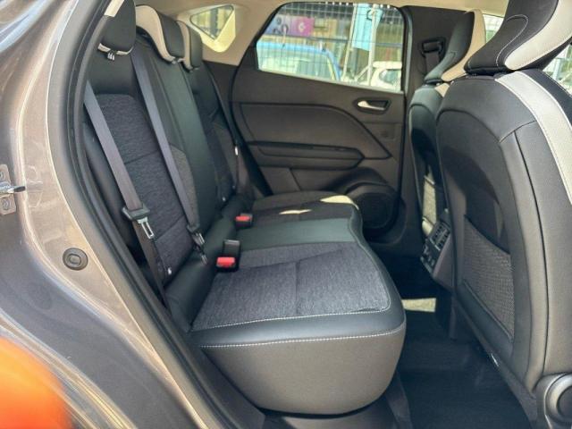 Renault Captur image 6