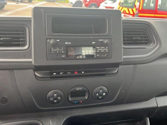 Renault Master image 7