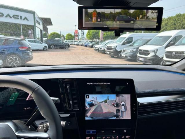 Renault Mégane E-Tech image 7