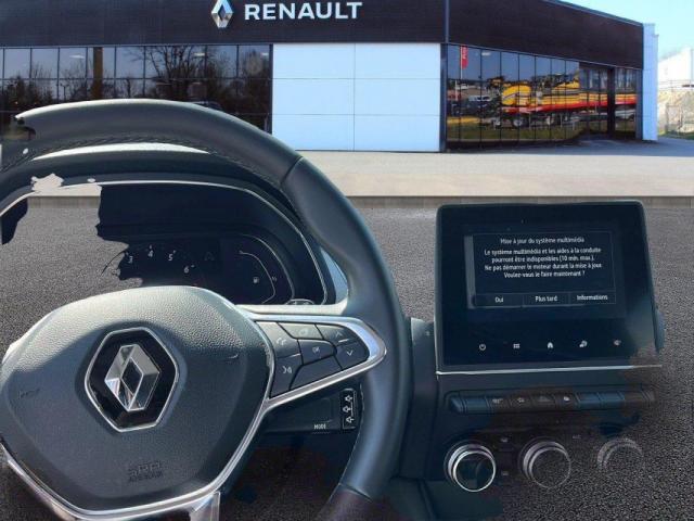 Renault Captur image 8
