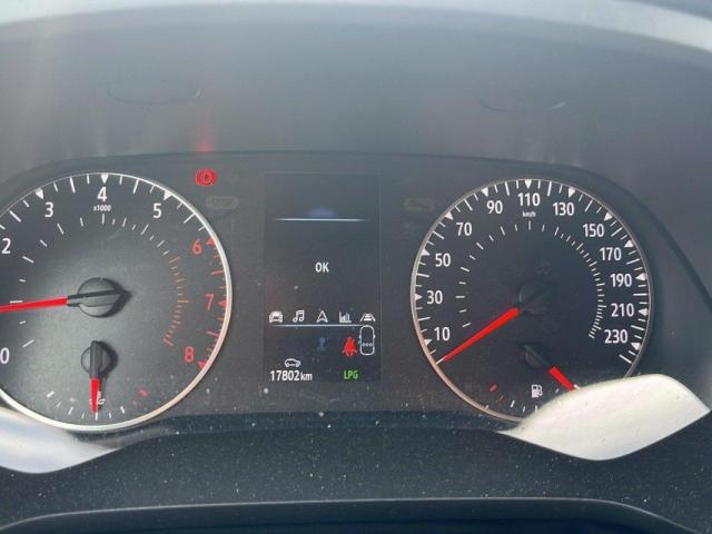 Renault Captur image 8
