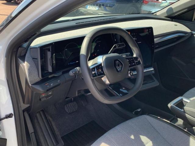 Renault Mégane E-Tech image 5