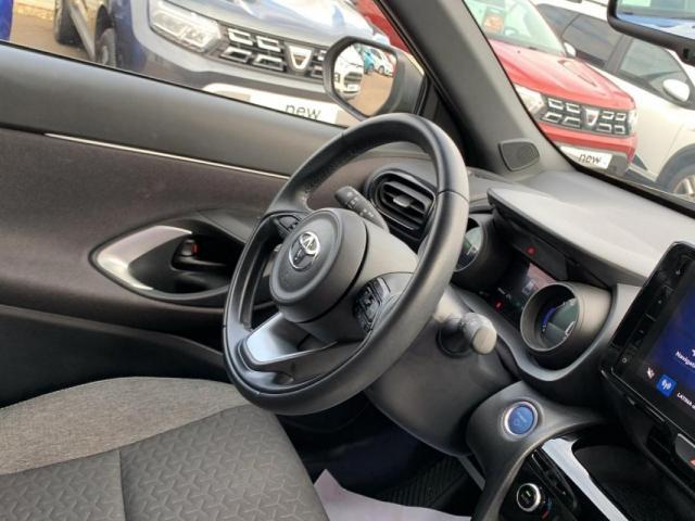 Toyota Yaris Cross image 8