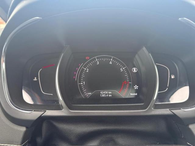 Renault Grand Scénic image 2