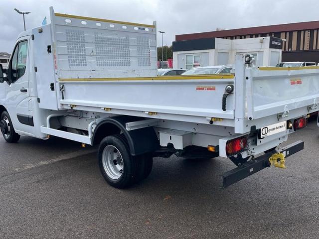 Renault Master image 2