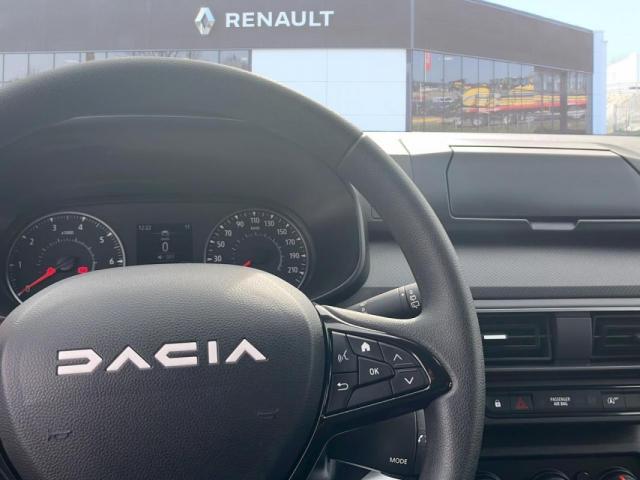 Dacia Sandero image 1