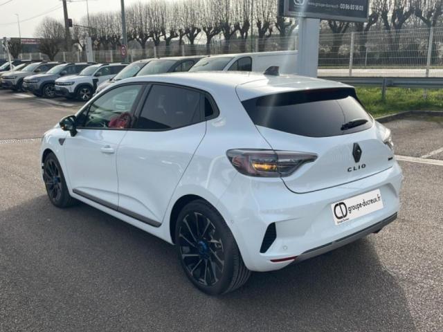 Renault Clio image 9