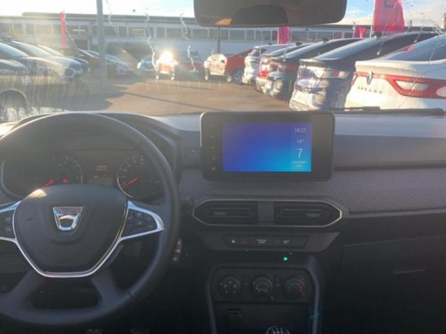 Dacia Sandero image 8