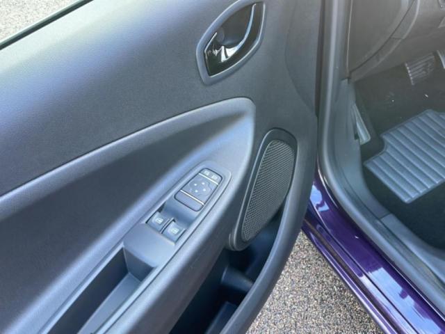 Renault Zoe image 8