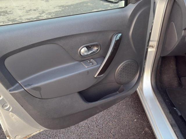 Dacia Sandero image 2