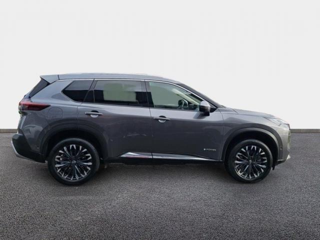 Nissan X-Trail image 2