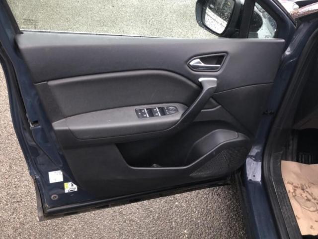 Renault Captur image 2