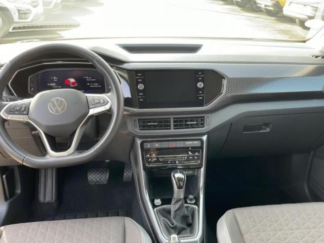 Volkswagen T-Cross image 2