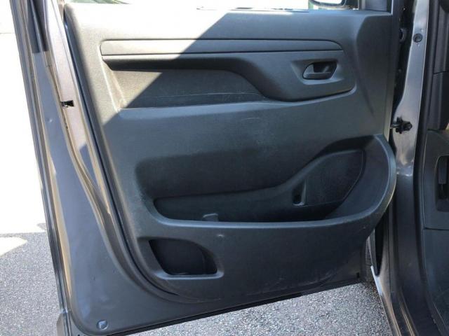 Citroen Jumpy image 3