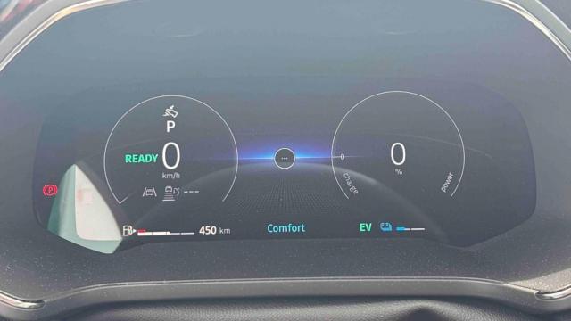 Renault Captur image 2