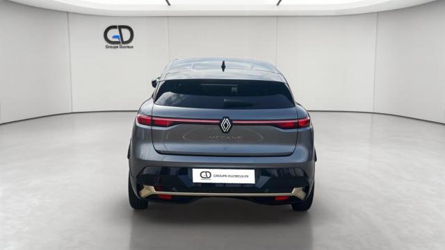 Renault Mégane E-Tech image 8