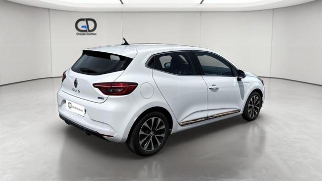 Renault Clio image 2