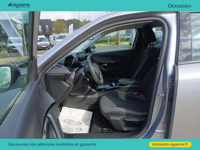 Peugeot 2008 image 1