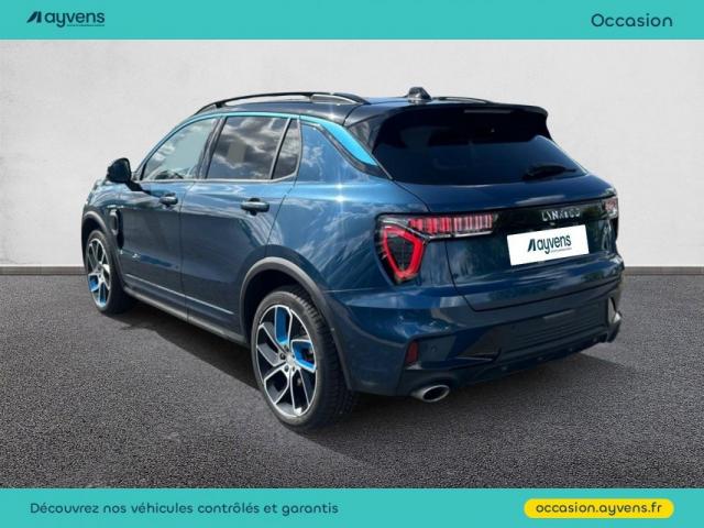 Lynk & Co 01 image 8
