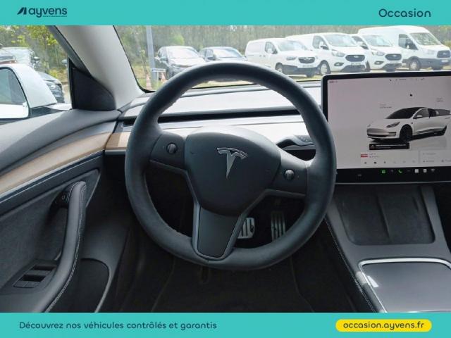 Tesla Model 3 image 4