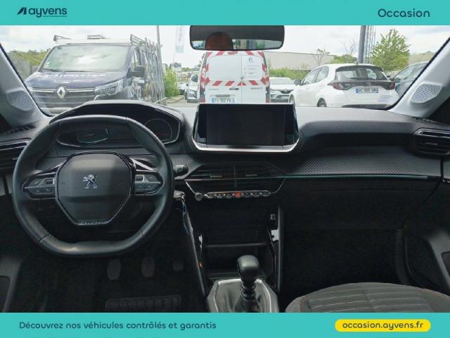 Peugeot 208 image 9