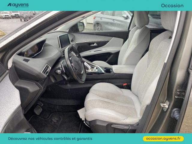 Peugeot 5008 image 1