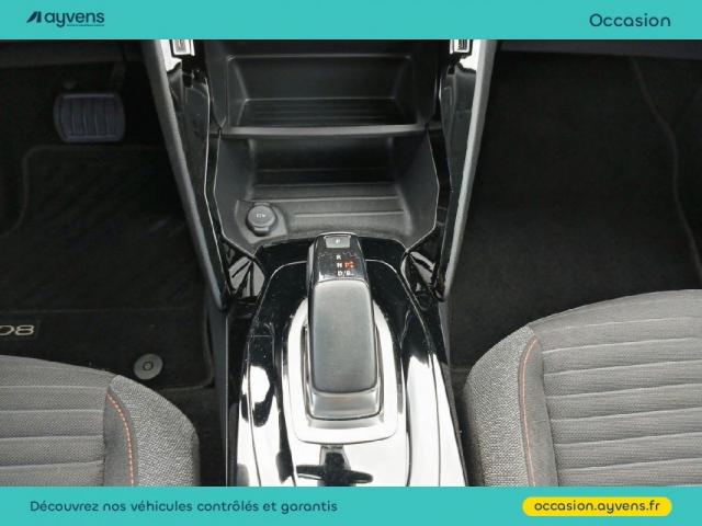 Peugeot 2008 image 2