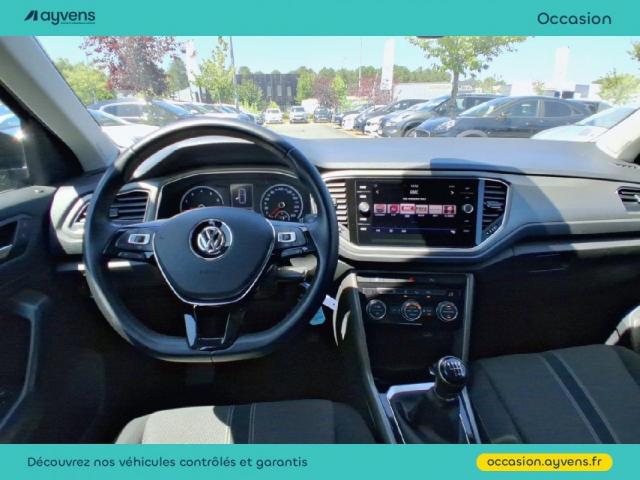 Volkswagen T-Roc image 2