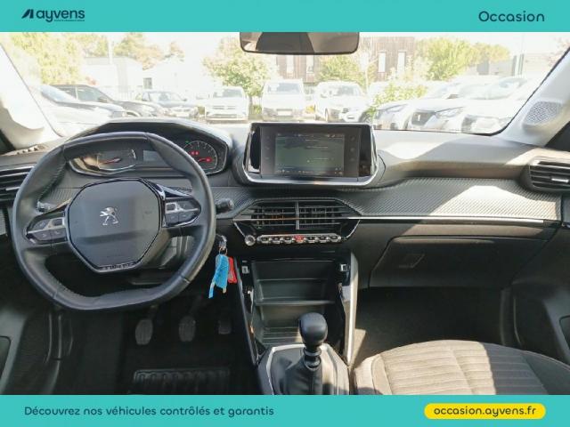 Peugeot 208 image 8