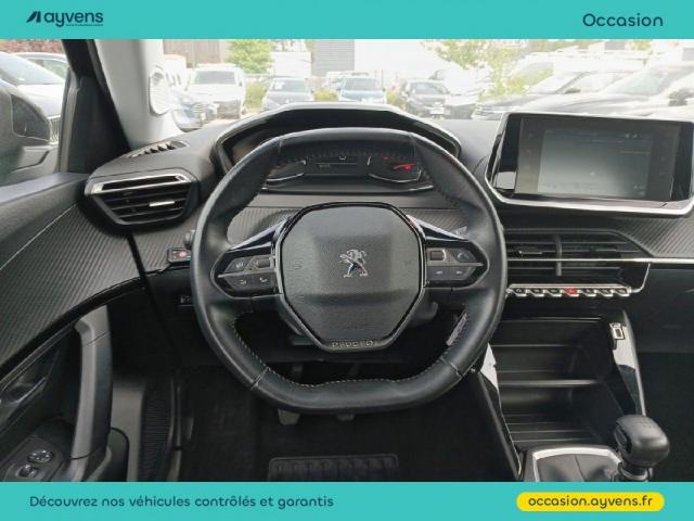 Peugeot 2008 image 1