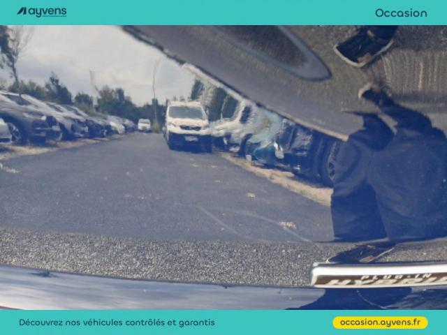 Ford Kuga image 6