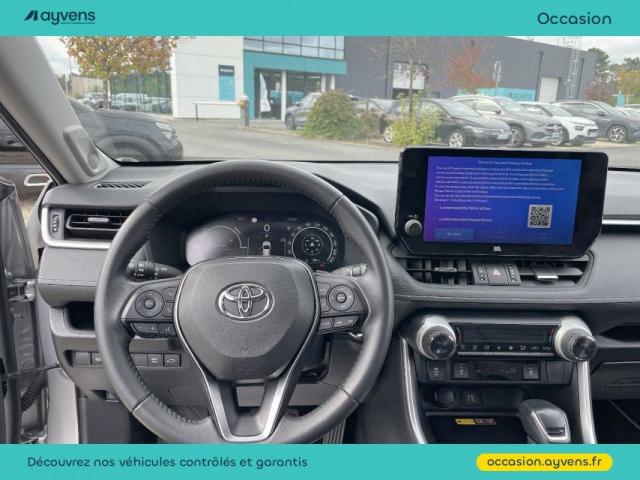 Toyota Rav4 image 6