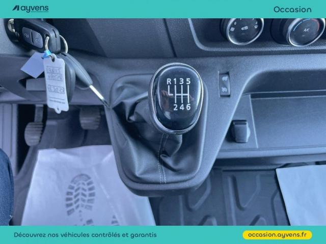 Renault Master image 2