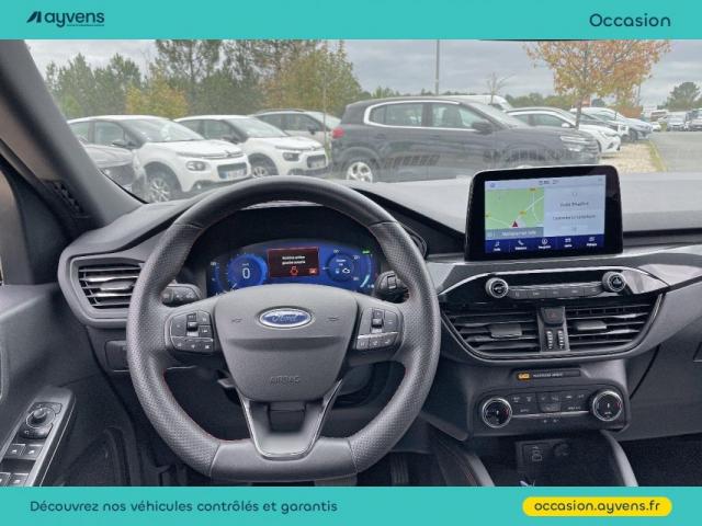 Ford Kuga image 2