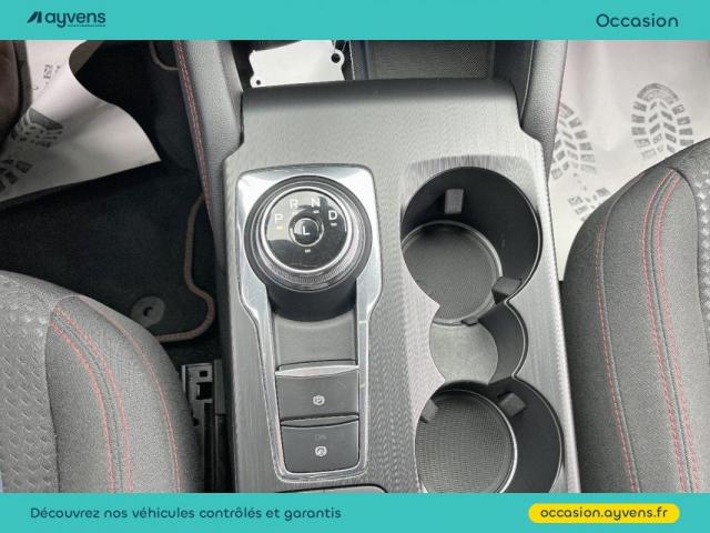 Ford Kuga image 6