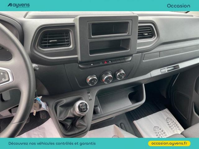 Renault Master image 1