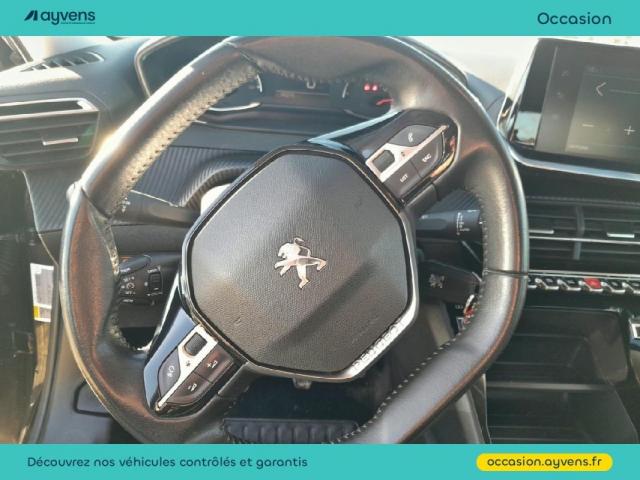 Peugeot 2008 image 8